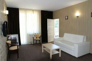 Гостиница Хоста Хоста ПРЕМИУМ ДВУХКОМНАТНЫЙ СЕМЕЙНЫЙ-1